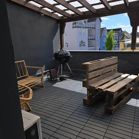 3 - Shared House Apartment *