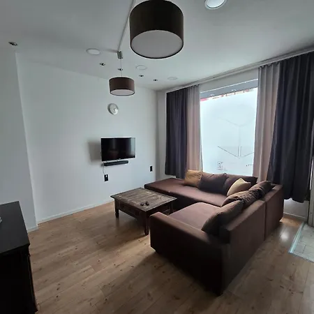 3 - Shared House * Linz am Rhein